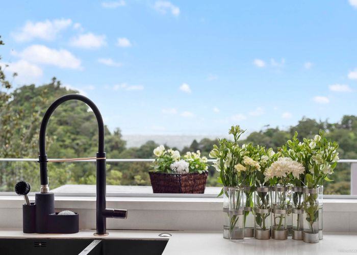 at 414 Scenic Drive, Waiatarua, Auckland