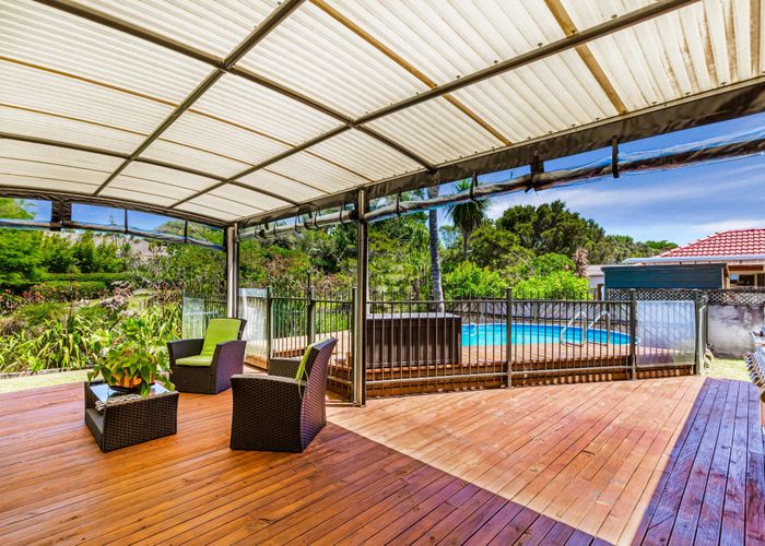  at 14 Semillon Avenue, Henderson, Auckland
