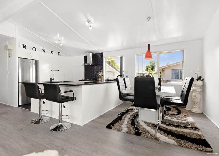  at 22 Clover Drive, Henderson, Auckland
