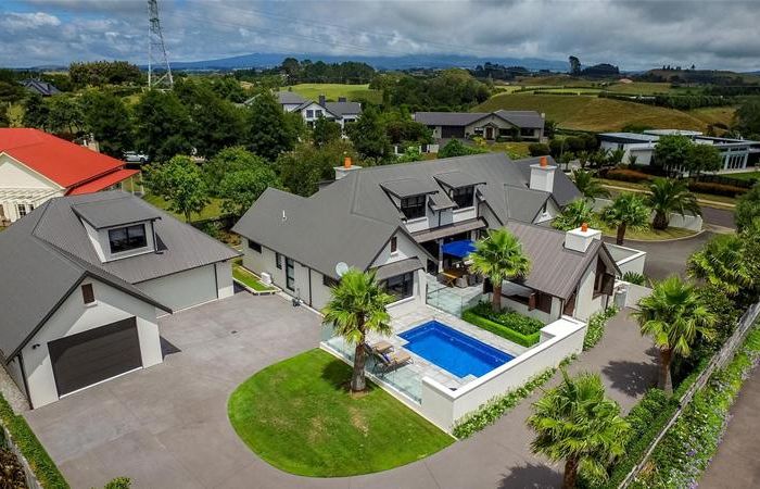  at 61 Shelter Grove, Frankleigh Park, New Plymouth