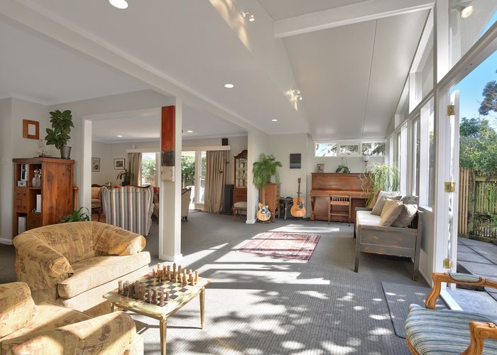  at 5 Elstree Avenue, Glen Innes, Auckland