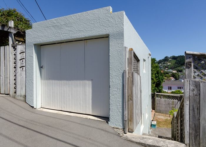  at 83 Hamilton Road, Hataitai, Wellington