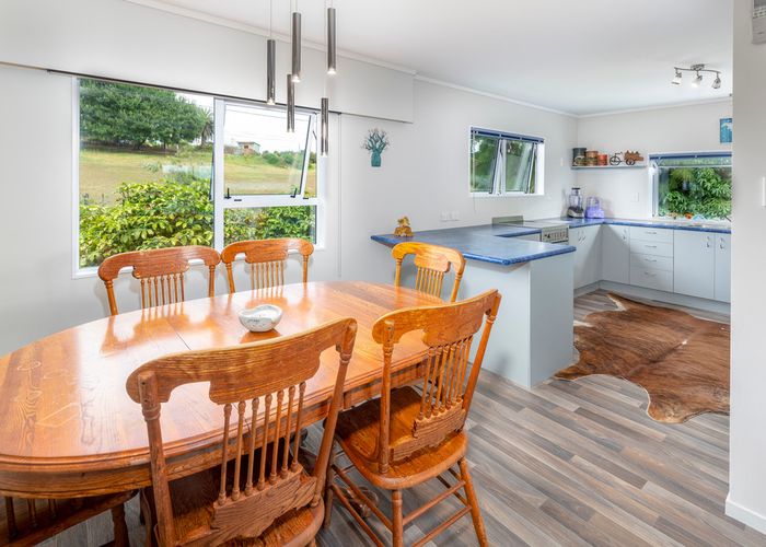  at 12 Cheriton Lane, Runciman, Drury