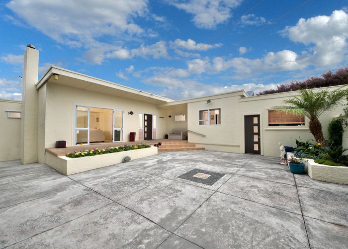  at 16 Mitchell Street, Blockhouse Bay, Auckland