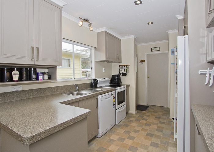  at 8 Matthews Road, Wainuiomata, Lower Hutt