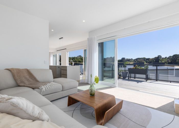  at 30 Hokioi Drive, Kenepuru, Porirua