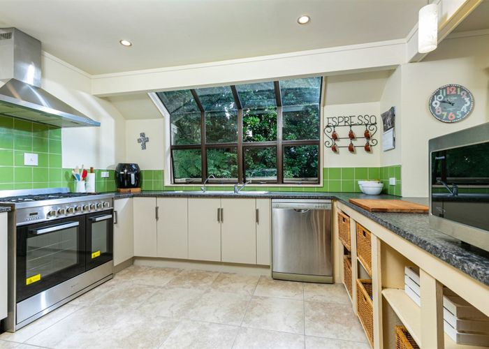  at 812 West Coast Road, Oratia, Auckland