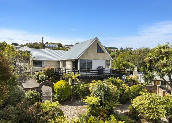  at 16 Bayne Terrace, Macandrew Bay, Dunedin