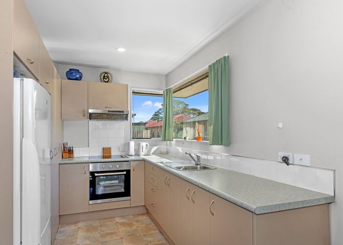  at 1/295 Pages Road, Wainoni, Christchurch City, Canterbury