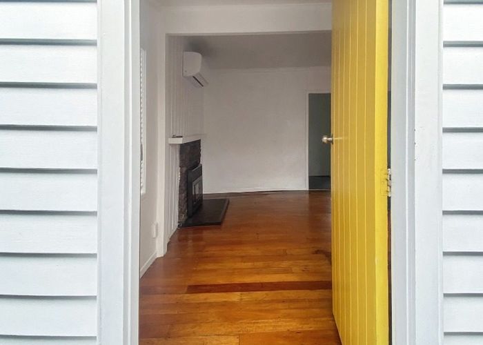  at 448 Beach Road, Murrays Bay, North Shore City, Auckland