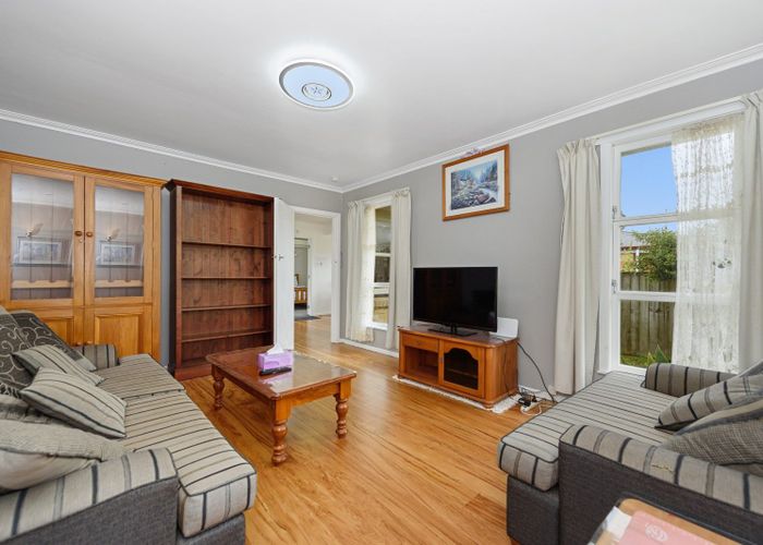  at 17 Beech Crescent, Hillcrest, Hamilton