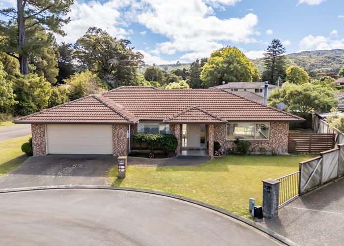  at 8 Beechwood Way, Te Marua, Upper Hutt, Wellington