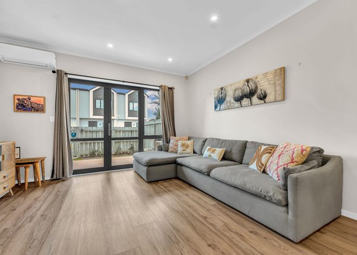  at 7/66 Swanson Road, Henderson, Waitakere City, Auckland
