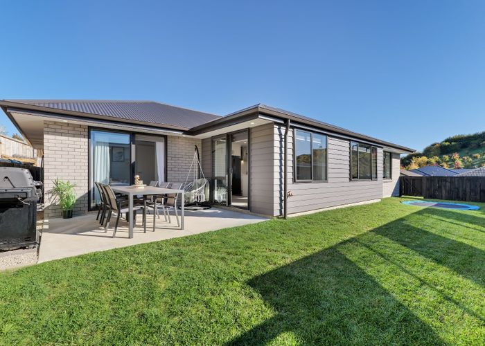  at 29 Pakanga Grove, Pyes Pa, Tauranga