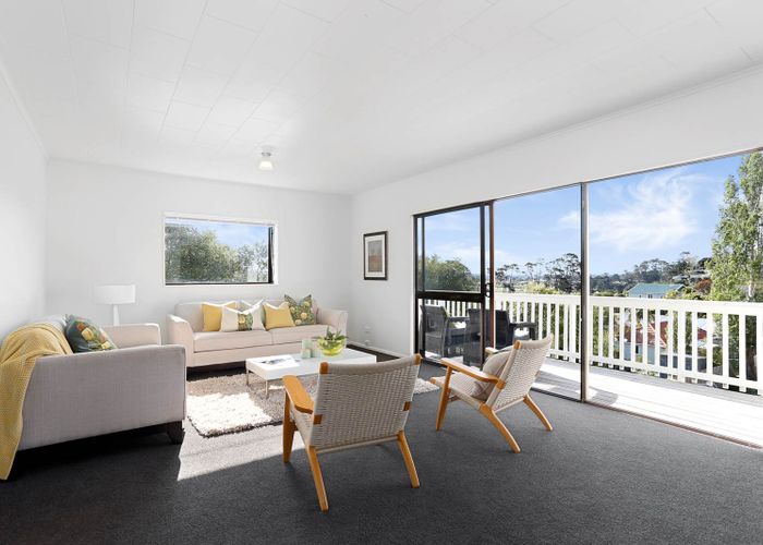  at 3 Hand Road, Helensville, Helensville