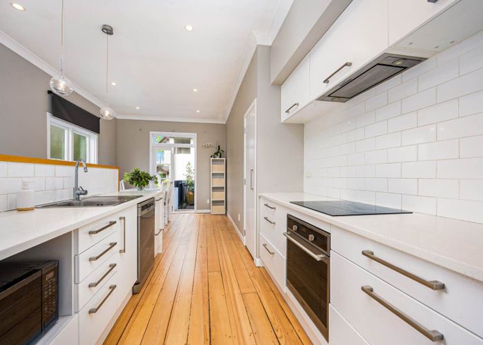  at 6A Volcanic Street, Mount Eden, Auckland City, Auckland