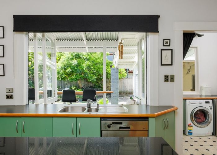  at 11 Haronga Road, Inner Kaiti, Gisborne