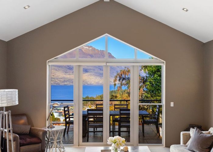  at 9 Galway Court, Queenstown, Queenstown