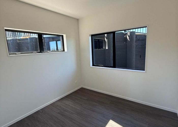  at 75A Griggs Road, East Tamaki Heights, Manukau City, Auckland