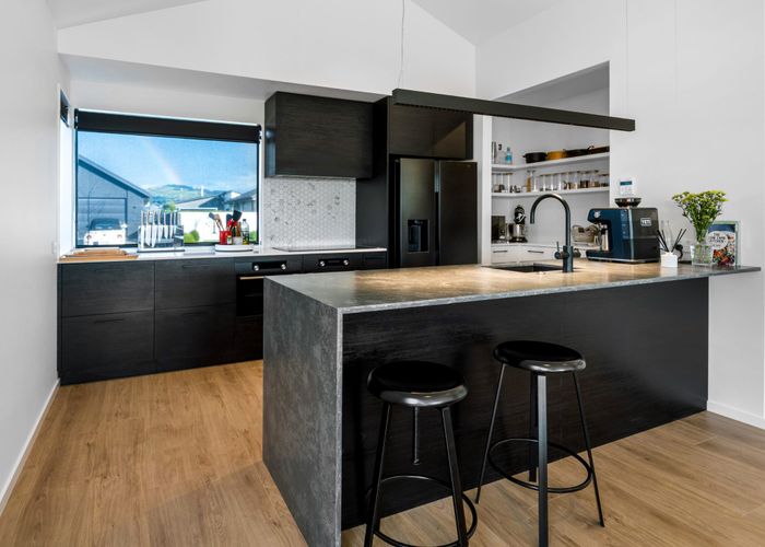  at 6 Boag Place, Halswell, Christchurch City, Canterbury