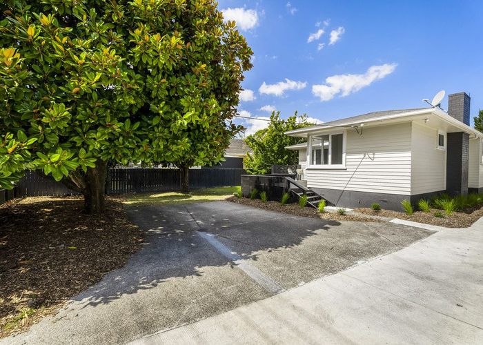  at 100 Cobham Crescent, Kelston, Auckland