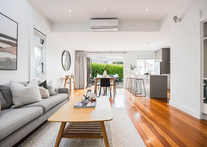  at 14 Oliver Street, Point Chevalier, Auckland City, Auckland