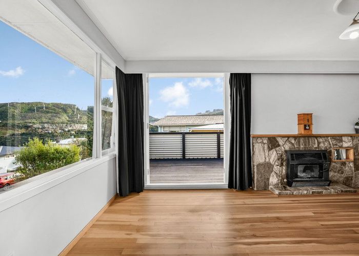  at 15 Lord Street, Stokes Valley, Lower Hutt, Wellington