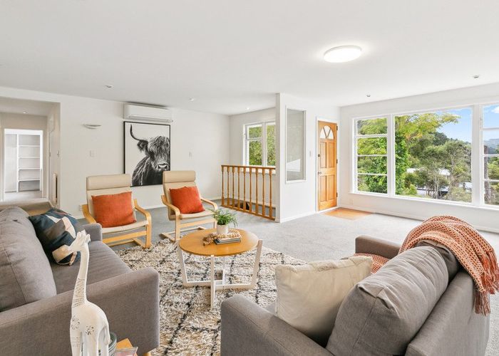  at 60 Elmslie Road, Pinehaven, Upper Hutt