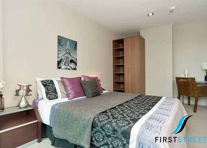  at 302/85 Beach Road, Auckland Central, Auckland