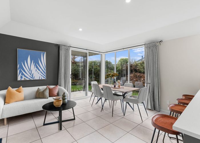  at 5 Priorsford Court, Avonhead, Christchurch City, Canterbury