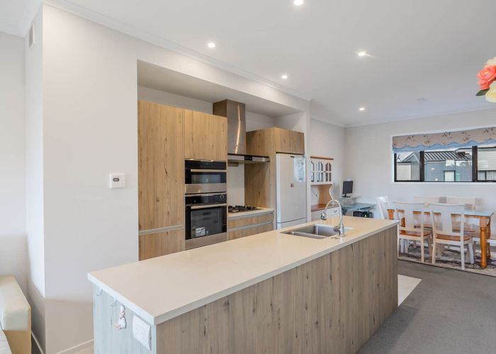  at 77 Te Oneroa Way, Long Bay, North Shore City, Auckland