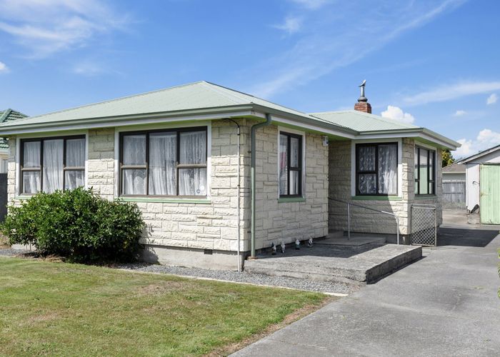  at 21 Wycola Avenue, Hei Hei, Christchurch
