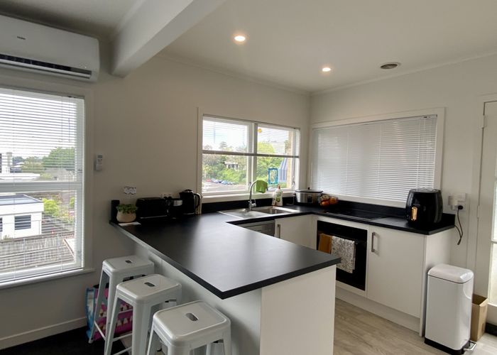  at 2/1 Ruakiwi Road, Hamilton Lake, Hamilton