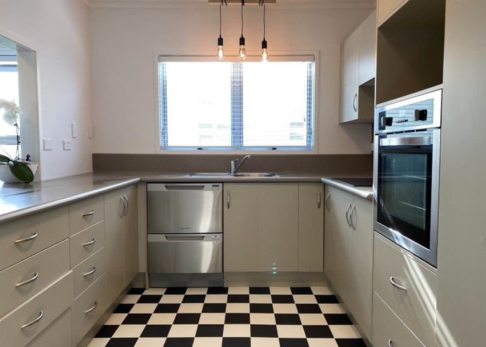  at 2/103 Tamaki Drive, Mission Bay, Auckland City, Auckland