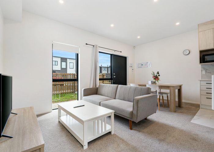  at 96-102 Walmsley Road, Favona, Manukau City, Auckland
