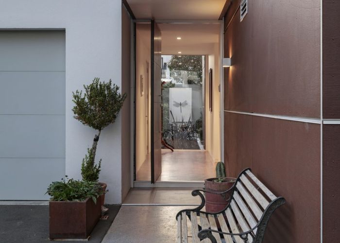  at 67 Browns Road, Merivale, Christchurch City, Canterbury