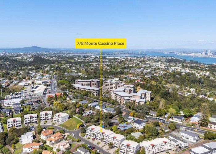  at 7/8 Monte Cassino Place, Birkdale, North Shore City, Auckland