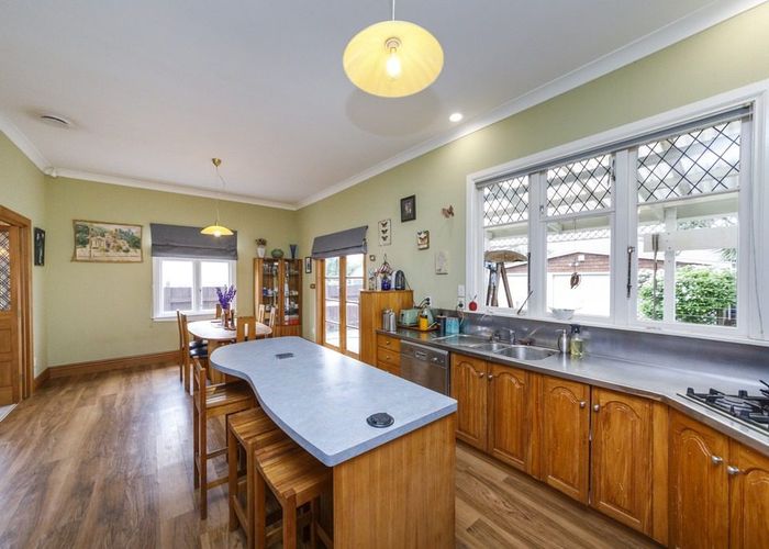  at 9 Oxford Street, Hokowhitu, Palmerston North, Manawatu / Whanganui