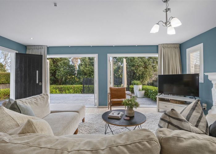  at 24 Nikau Road, Oneroa, Waiheke Island, Auckland