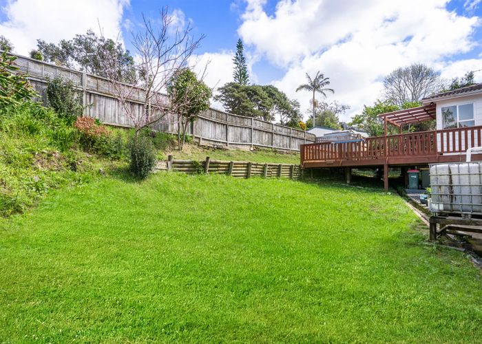 at 16 Dunraven Place, Torbay, North Shore City, Auckland