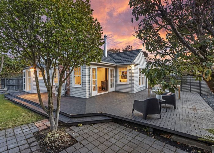  at 112 Watford Street, Strowan, Christchurch