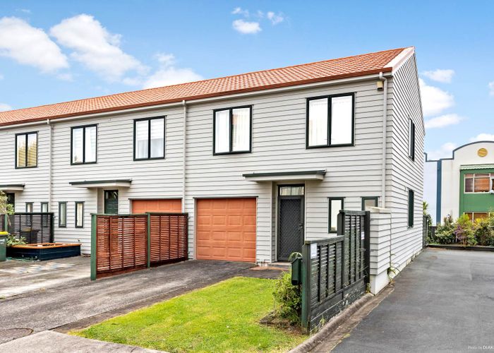  at 59/1 Ambrico Place, New Lynn, Auckland