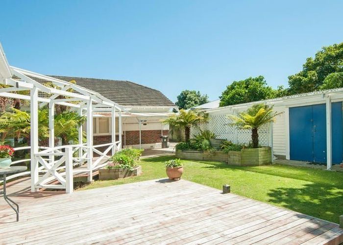  at 24 Ludlam Crescent, Woburn, Lower Hutt, Wellington
