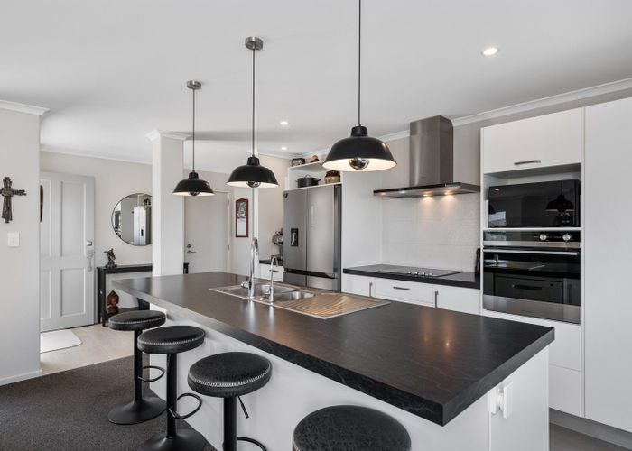  at 105 Condor Drive, Pyes Pa, Tauranga