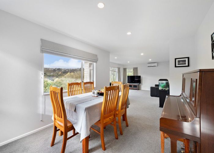  at 20 Longmont Terrace, Churton Park, Wellington