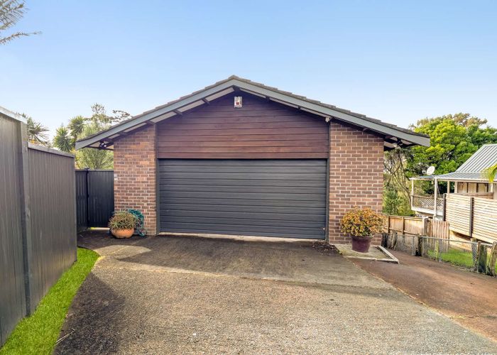 at 10 Glen Vista Place, Bayview, North Shore City, Auckland