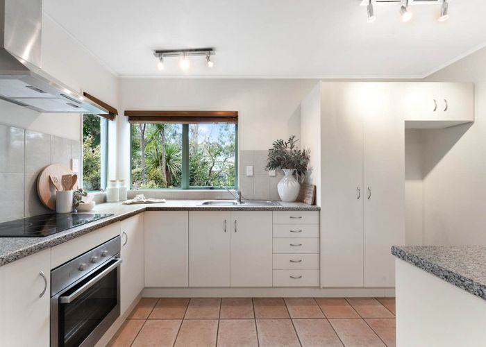  at 17a Salem Place, Torbay, North Shore City, Auckland