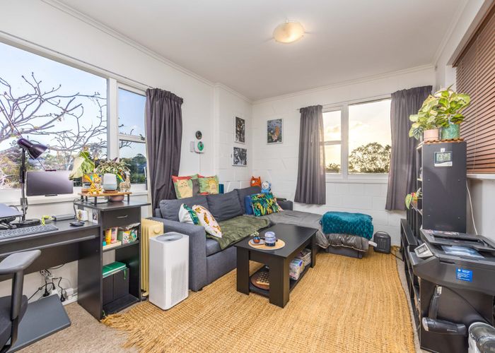  at 8/5 Edgars Road, Westmere, Auckland