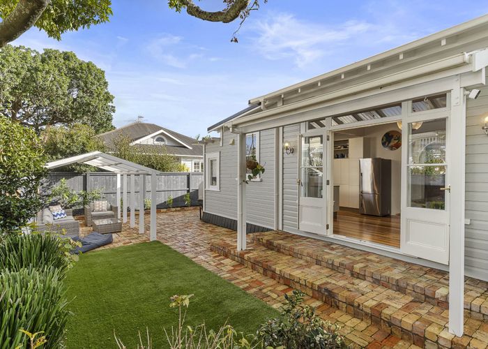  at 13 Mars Avenue, Sandringham, Auckland