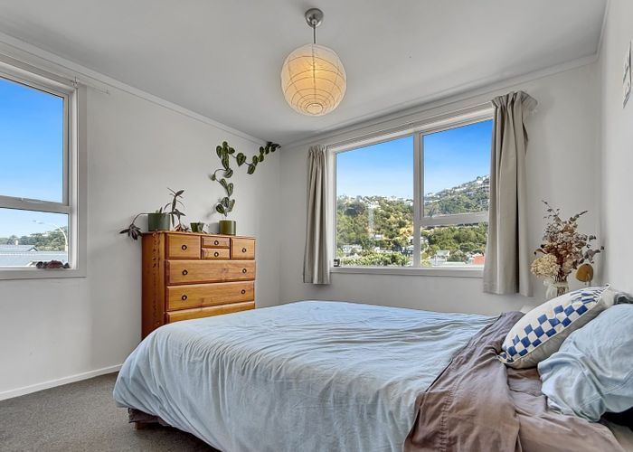 at 5/102 Lyall Parade, Lyall Bay, Wellington, Wellington